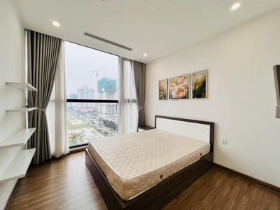 Căn hộ cao cấp, lô góc, 2 ban công, view  hồ, vinhome skylake 140m2, 17.2 tỷ 2