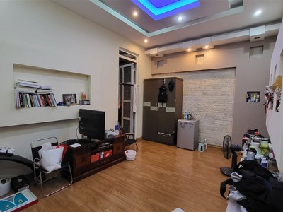 Chính chủ cho thuê căn hộ 2N1K tại phố chùa láng 12018