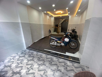 Chính chủ cho thuê căn hộ 2N1K tại phố chùa láng 13868