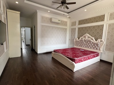 Chính chủ cho thuê căn hộ 2N1K tại phố chùa láng 12836