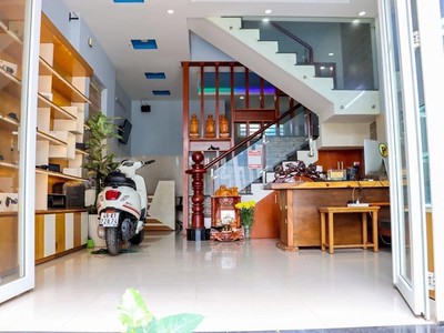 Chính chủ cho thuê căn hộ 2N1K tại phố chùa láng 12870