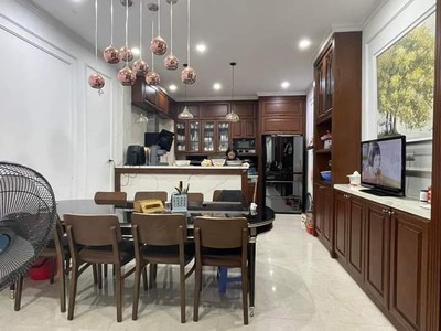 Chính chủ cho thuê căn hộ 2N1K tại phố chùa láng 13392