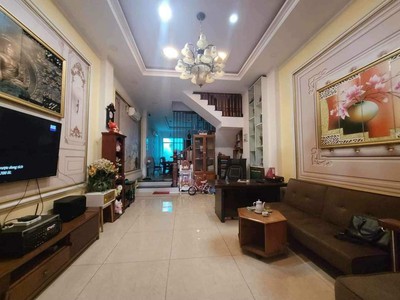 Chính chủ cho thuê căn hộ 2N1K tại phố chùa láng 12906