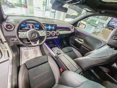 GLB35 AMG 4Matic : giá 2,526 tỷ : đã sử dụng, chạy 35km 3