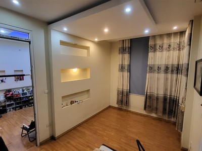 Chính chủ cho thuê căn hộ 2N1K tại phố chùa láng 14762