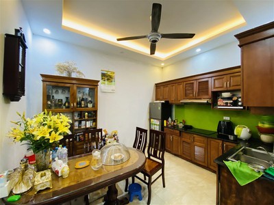 Chính chủ cho thuê căn hộ 2N1K tại phố chùa láng 14651