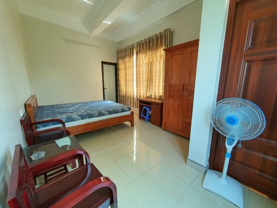 Cho thuê nhà riêng 7 phòng ngủ tại Khai Quang, Vĩnh Yên, Vĩnh Phúc. Giá chỉ 18 triệu 1