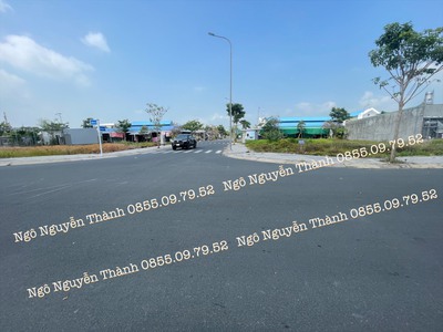 Cần bán nhanh nền góc đường số 3 và số 8, khu TTTM Cần Đăng, H. Châu Thành 4
