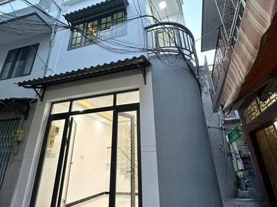 Chính chủ cho thuê căn hộ 2N1K tại phố chùa láng 15823