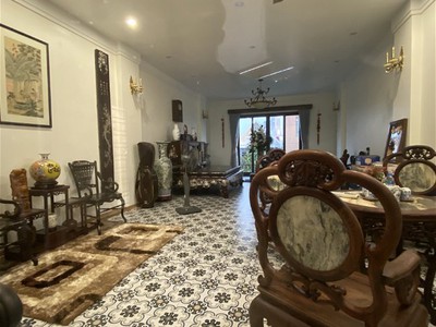 Chính chủ cho thuê căn hộ 2N1K tại phố chùa láng 15732
