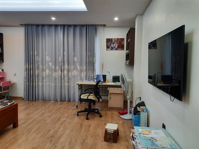 Chính chủ cho thuê căn hộ 2N1K tại phố chùa láng 15733