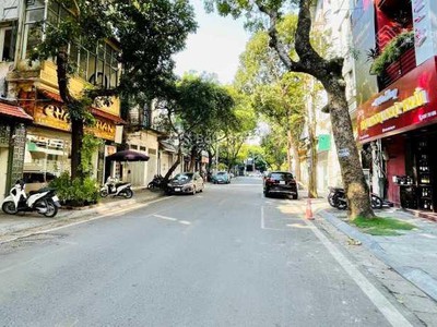 Bán nhà mặt phố nguyễn bỉnh khiêm, diện tích 157m2, mặt tiền 7.2m, giá 77 tỷ, kd 1