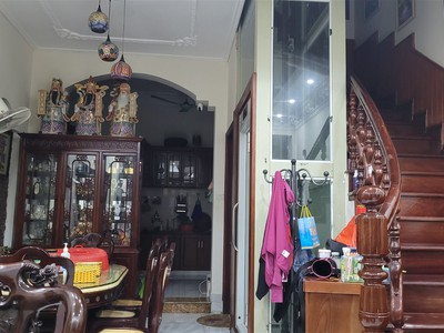 Chính chủ cho thuê căn hộ 2N1K tại phố chùa láng 16026