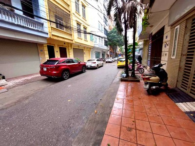 Chính chủ cho thuê căn hộ 2N1K tại phố chùa láng 16144