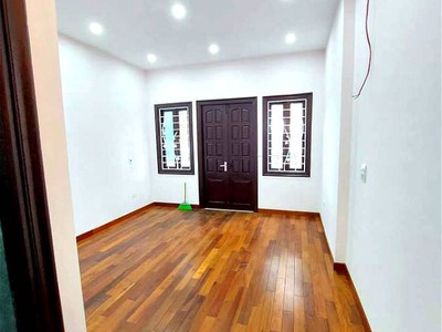 Chính chủ cho thuê căn hộ 2N1K tại phố chùa láng 16146