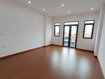 Chính chủ cho thuê căn hộ 2N1K tại phố chùa láng 16176