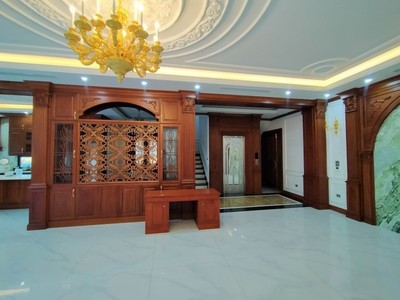 Giảm sốc 5 tỷ  bán gấp biệt thự vip việt hưng, full nội thất, dt 195m x 4t, giá 29 tỷ 1