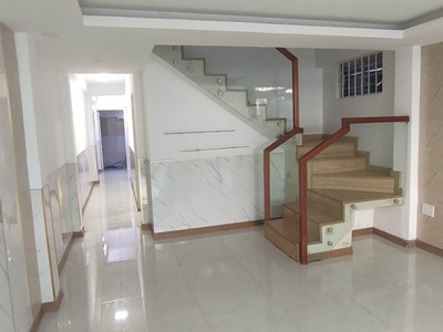Chính chủ cho thuê căn hộ 2N1K tại phố chùa láng 14