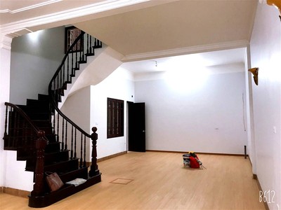 Chính chủ cho thuê căn hộ 2N1K tại phố chùa láng 15652