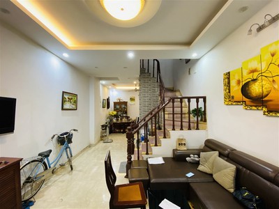 Chính chủ cho thuê căn hộ 2N1K tại phố chùa láng 16118