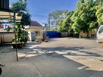 Bán nhà xưỡng , diện tích 5750m2 , ngang  68x90 , chỉ 30tr/m2 1