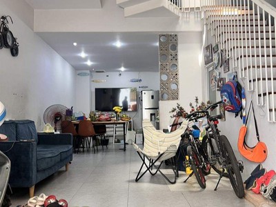Chính chủ cho thuê căn hộ 2N1K tại phố chùa láng 15890
