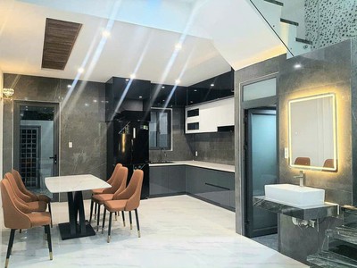Chính chủ cho thuê căn hộ 2N1K tại phố chùa láng 935