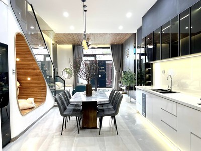 Chính chủ cho thuê căn hộ 2N1K tại phố chùa láng 941