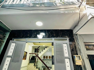 Chính chủ cho thuê căn hộ 2N1K tại phố chùa láng 449