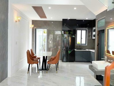 Chính chủ cho thuê căn hộ 2N1K tại phố chùa láng 931