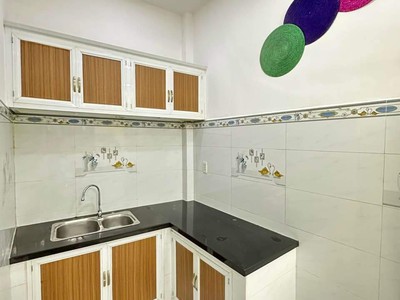 Chính chủ cho thuê căn hộ 2N1K tại phố chùa láng 450
