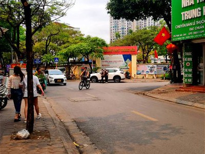 Chính chủ cho thuê căn hộ 2N1K tại phố chùa láng 52