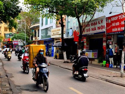 Chính chủ cho thuê căn hộ 2N1K tại phố chùa láng 56