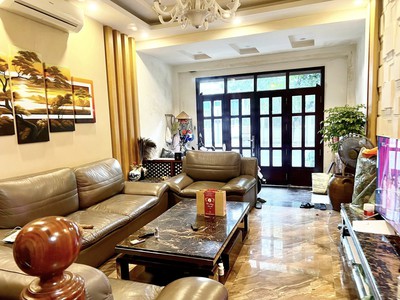Chính chủ cho thuê căn hộ 2N1K tại phố chùa láng 1359
