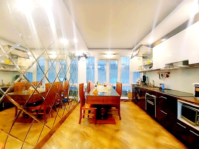 Chính chủ cho thuê căn hộ 2N1K tại phố chùa láng 1360