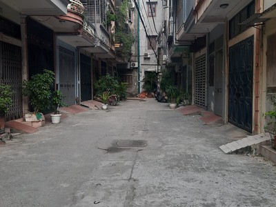 Chính chủ cho thuê căn hộ 2N1K tại phố chùa láng 928