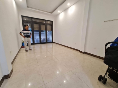 Chính chủ cho thuê căn hộ 2N1K tại phố chùa láng 1513