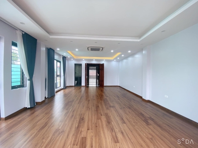 Chính chủ cho thuê căn hộ 2N1K tại phố chùa láng 107