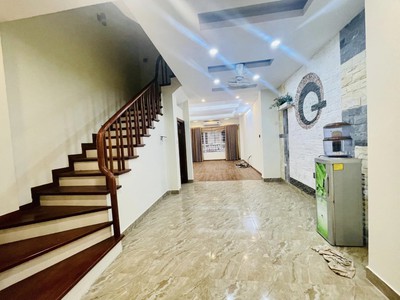 Chính chủ cho thuê căn hộ 2N1K tại phố chùa láng 89