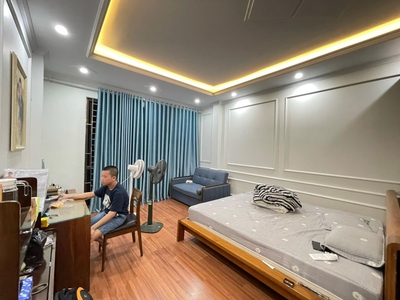 Chính chủ cho thuê căn hộ 2N1K tại phố chùa láng 227