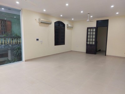 Chính chủ cho thuê căn hộ 2N1K tại phố chùa láng 187