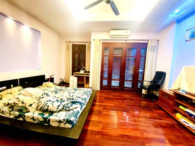 Chính chủ cho thuê căn hộ 2N1K tại phố chùa láng 938