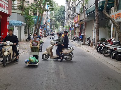 Chính chủ cho thuê căn hộ 2N1K tại phố chùa láng 130