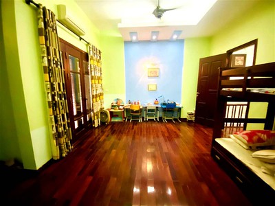Chính chủ cho thuê căn hộ 2N1K tại phố chùa láng 939