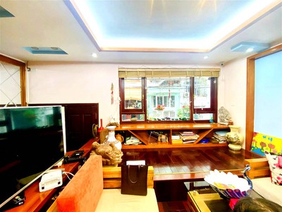 Chính chủ cho thuê căn hộ 2N1K tại phố chùa láng 937