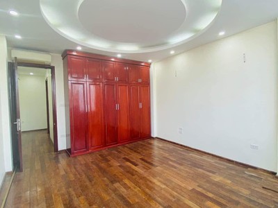 Chính chủ cho thuê căn hộ 2N1K tại phố chùa láng 1335