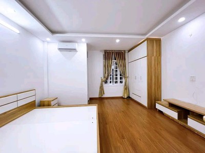 Chính chủ cho thuê căn hộ 2N1K tại phố chùa láng 1545