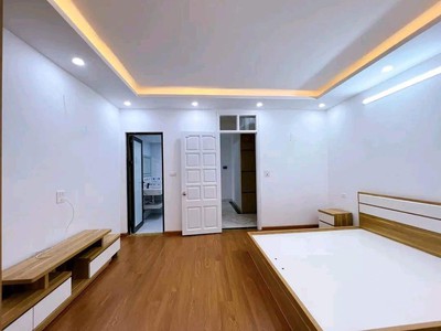 Chính chủ cho thuê căn hộ 2N1K tại phố chùa láng 1547