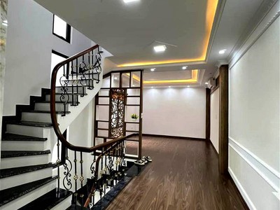 Chính chủ cho thuê căn hộ 2N1K tại phố chùa láng 781