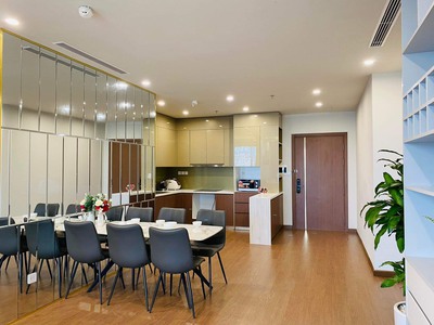 Chính chủ cho thuê căn hộ 2N1K tại phố chùa láng 744